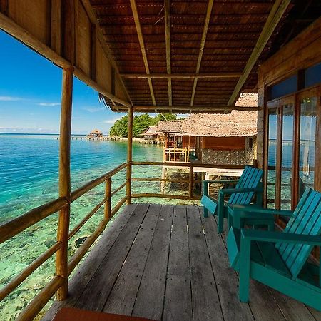 Ora Beach Resort Saleman Exterior foto