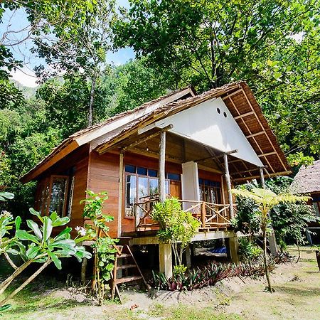 Ora Beach Resort Saleman Exterior foto