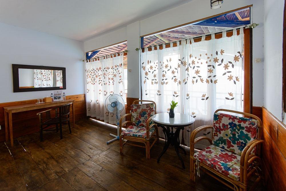 Ora Beach Resort Saleman Exterior foto